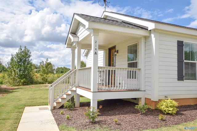 214 Fern Bank Drive, Hazel Green, AL 35750