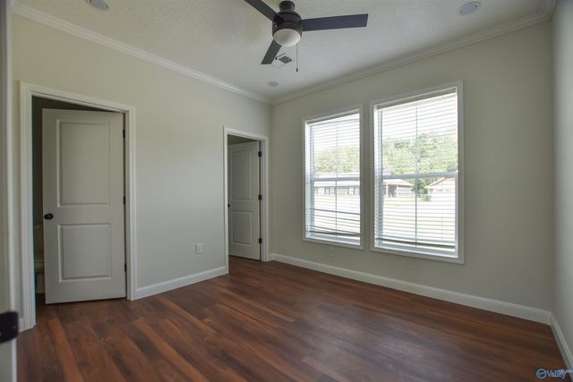 214 Fern Bank Drive, Hazel Green, AL 35750