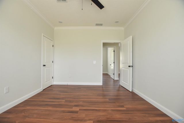 214 Fern Bank Drive, Hazel Green, AL 35750