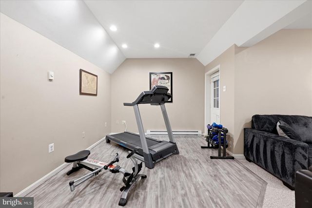 21283 SMOKEHOUSE CT, Ashburn, VA 20147