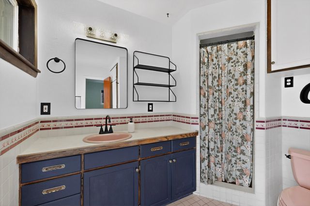 2913 Avenida Nevada NE, Albuquerque, NM 87110