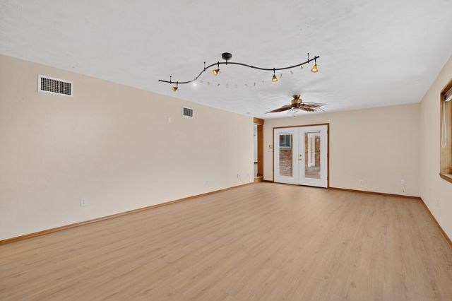 2913 Avenida Nevada NE, Albuquerque, NM 87110