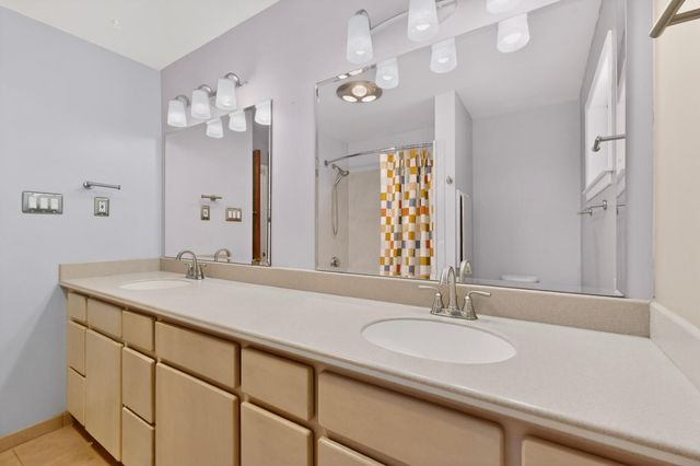 2913 Avenida Nevada NE, Albuquerque, NM 87110