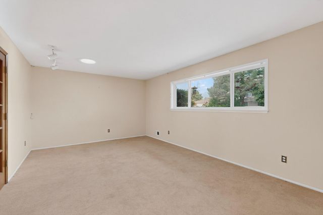 2913 Avenida Nevada NE, Albuquerque, NM 87110