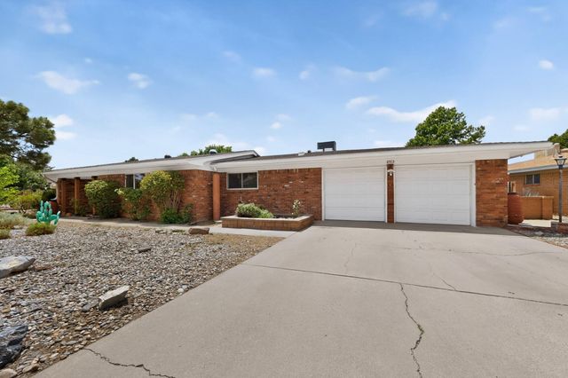 2913 Avenida Nevada NE, Albuquerque, NM 87110