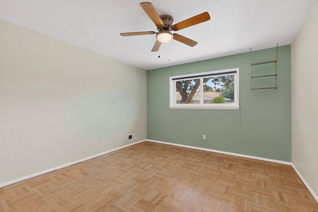 2913 Avenida Nevada NE, Albuquerque, NM 87110