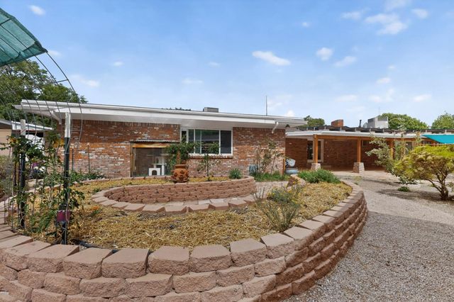 2913 Avenida Nevada NE, Albuquerque, NM 87110