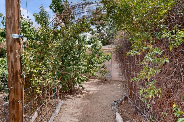2913 Avenida Nevada NE, Albuquerque, NM 87110