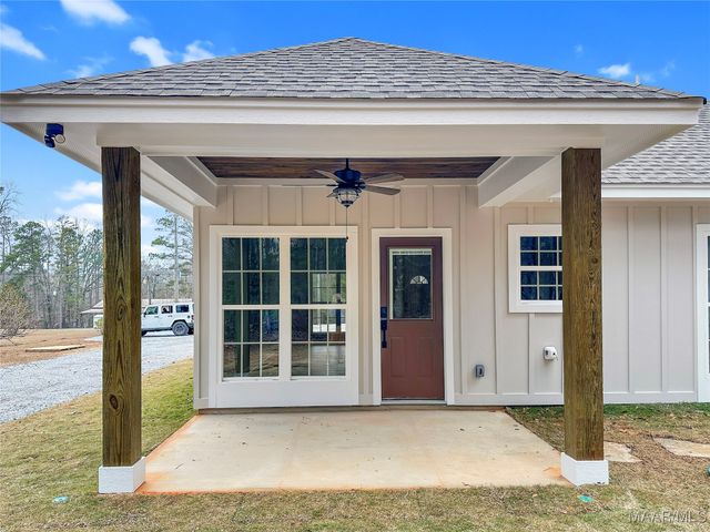 778 Castaway Island Road, Eclectic, AL 36024