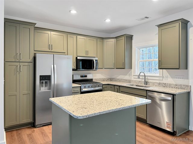 778 Castaway Island Road, Eclectic, AL 36024