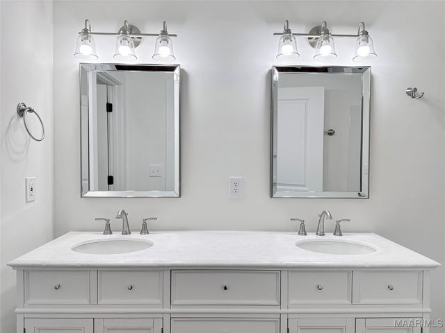 778 Castaway Island Road, Eclectic, AL 36024