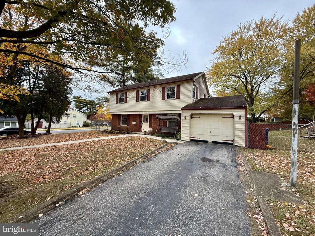 1 MYSTIC WAY, Willingboro, NJ 08046