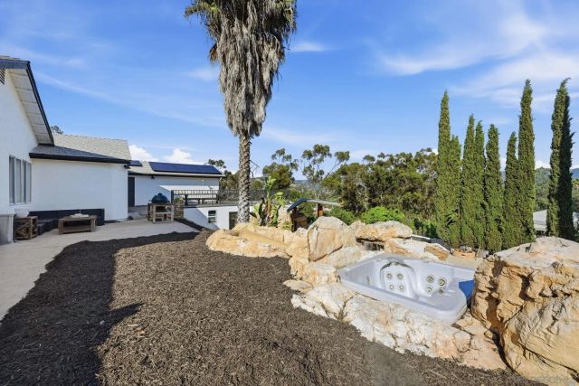 13883 Sage Mountain Ln, Jamul, CA 91935