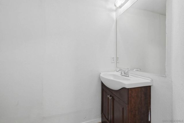 13883 Sage Mountain Ln, Jamul, CA 91935