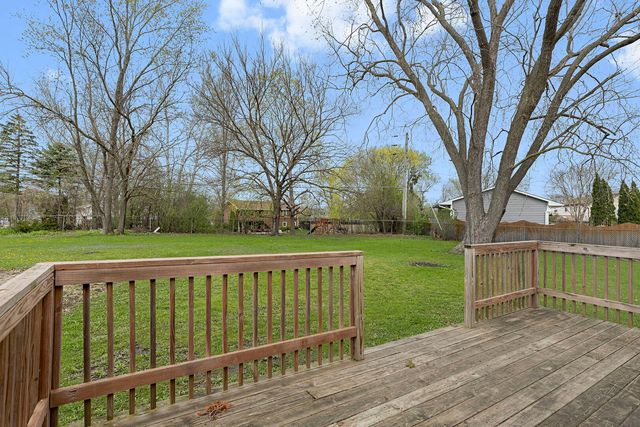 595 Aberdeen Street, Hoffman Estates, IL 60169