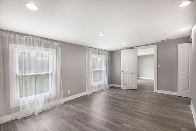 595 Aberdeen Street, Hoffman Estates, IL 60169