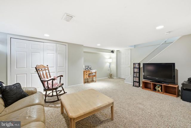 3 SWEET GUM LN, Horsham, PA 19044