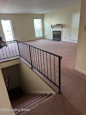 2707 Langdon Dr, Louisville, KY 40241
