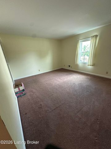 2707 Langdon Dr, Louisville, KY 40241
