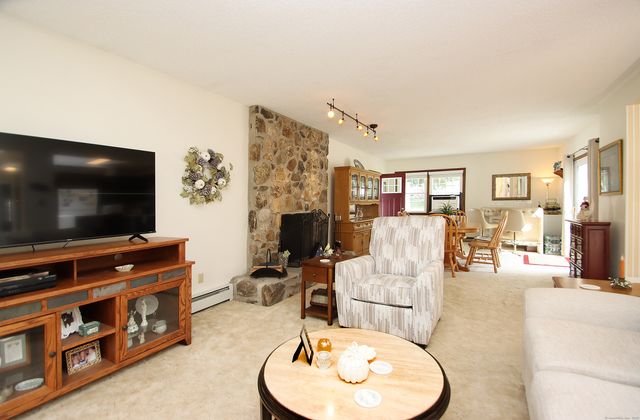 133 Helaine Road, Manchester, CT 06042