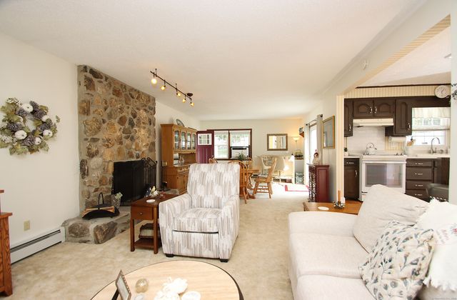 133 Helaine Road, Manchester, CT 06042