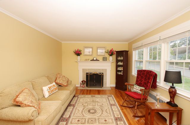133 Helaine Road, Manchester, CT 06042
