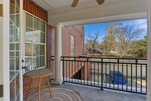 3520 Central Ave Apt 103, Memphis, TN 38111