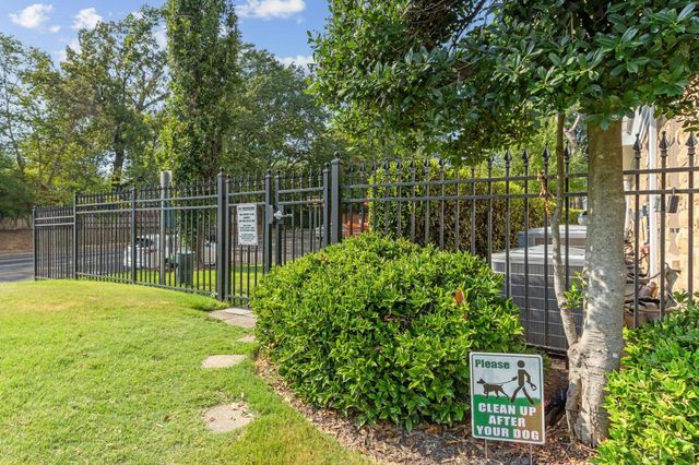 3520 Central Ave Apt 103, Memphis, TN 38111