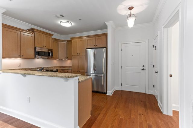 3520 Central Ave Apt 103, Memphis, TN 38111