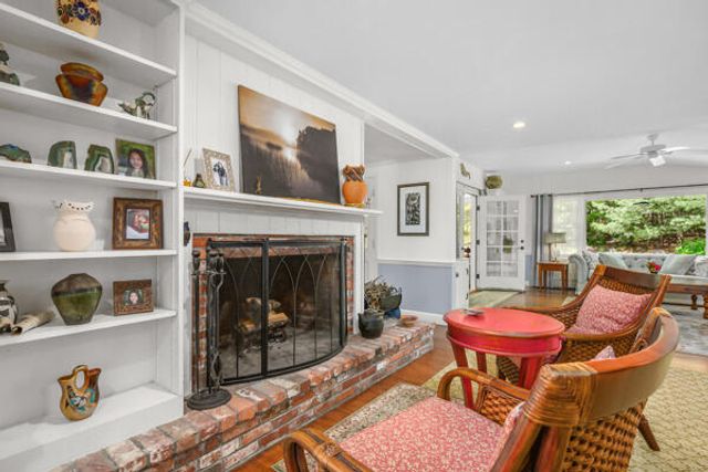 27 Two Ponds Road, Falmouth, MA 02540