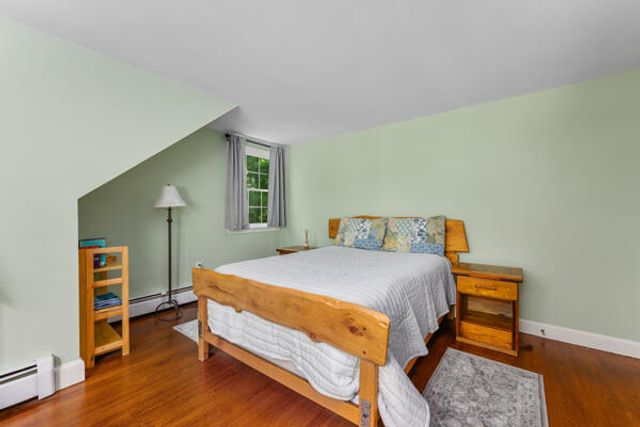 27 Two Ponds Road, Falmouth, MA 02540