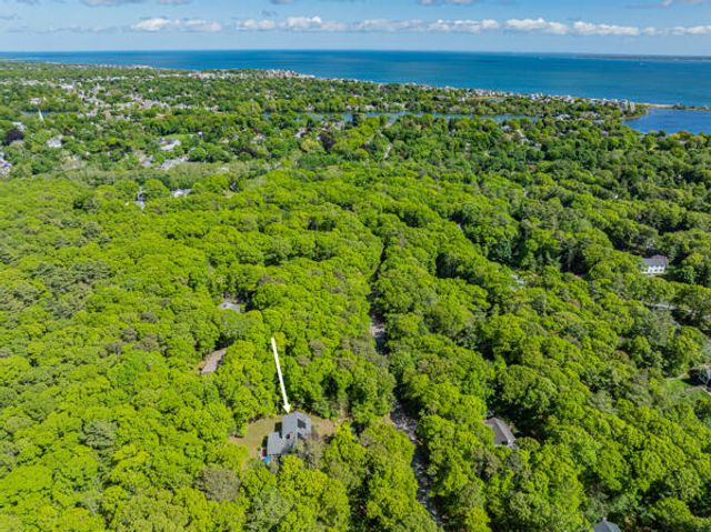 27 Two Ponds Road, Falmouth, MA 02540