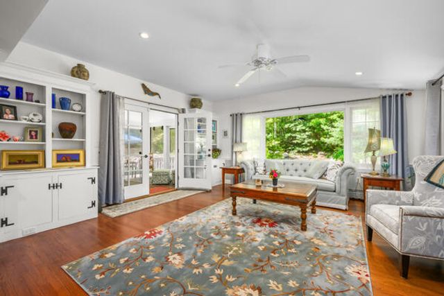 27 Two Ponds Road, Falmouth, MA 02540