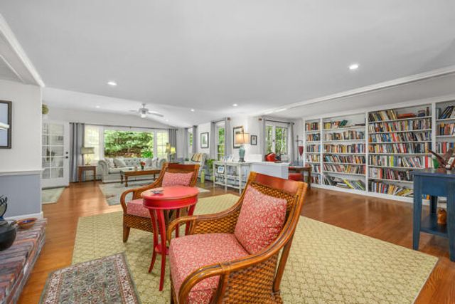27 Two Ponds Road, Falmouth, MA 02540