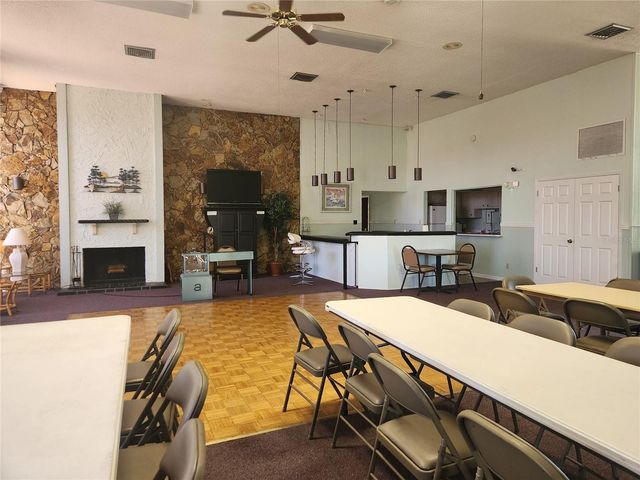 1411 57TH STREET W 1411, Bradenton, FL 34209