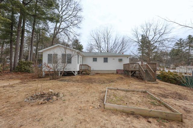 103 Saranac Drive, Nashua, NH 03062