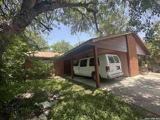 1521 Eichen, New Braunfels, TX 78130