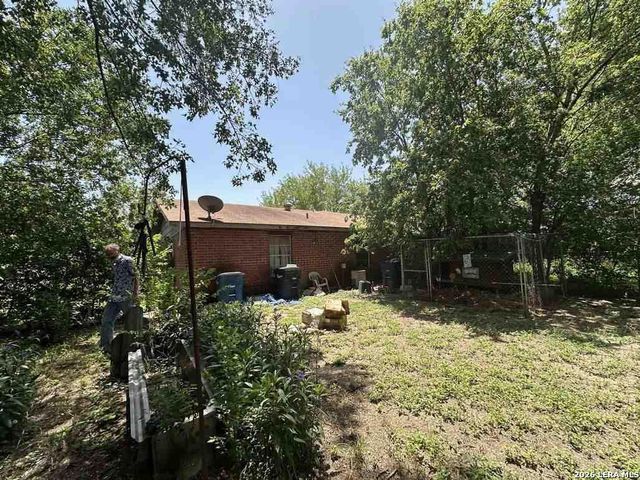 1521 Eichen, New Braunfels, TX 78130