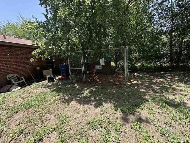 1521 Eichen, New Braunfels, TX 78130