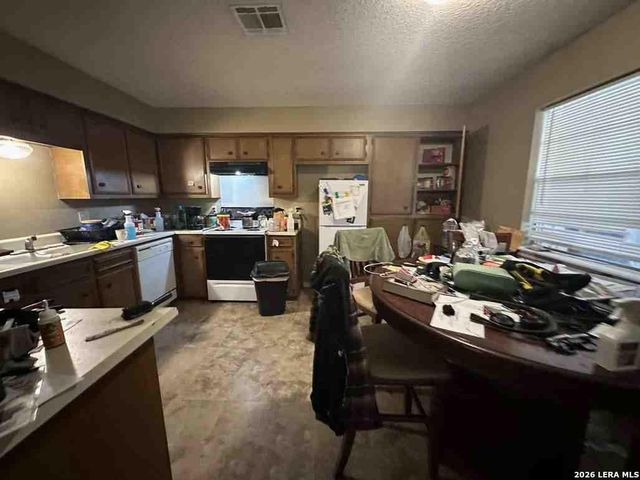 1521 Eichen, New Braunfels, TX 78130