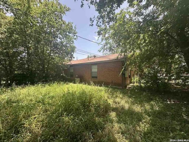 1521 Eichen, New Braunfels, TX 78130