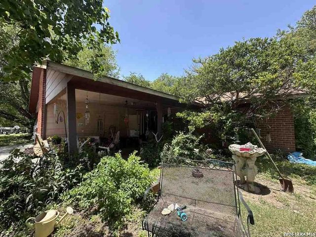 1521 Eichen, New Braunfels, TX 78130