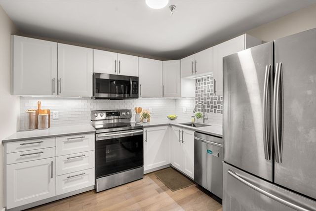 3920 Mystic Valley Pkwy 704, Medford, MA 02155