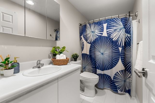 3920 Mystic Valley Pkwy 704, Medford, MA 02155