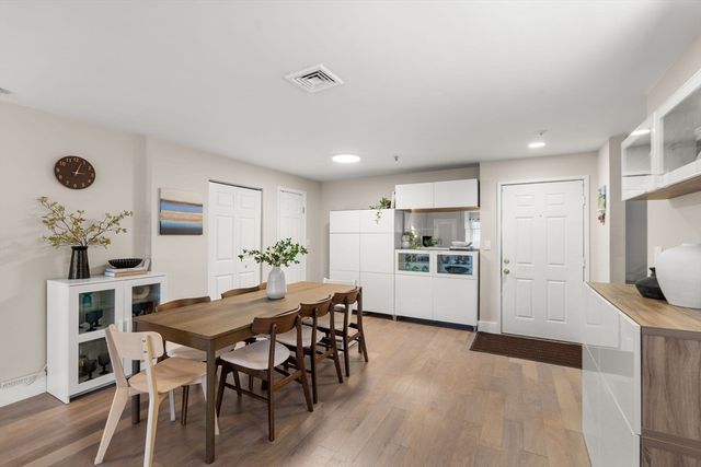 3920 Mystic Valley Pkwy 704, Medford, MA 02155