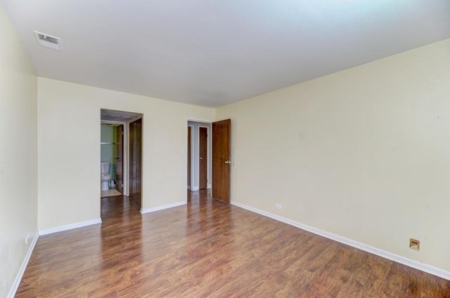 830 Elder Road B303, Homewood, IL 60430