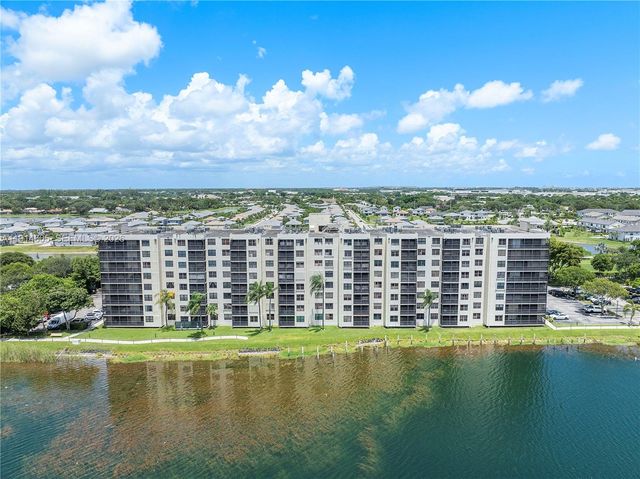 105 Lake Emerald Drive 216, Oakland Park, FL 33309