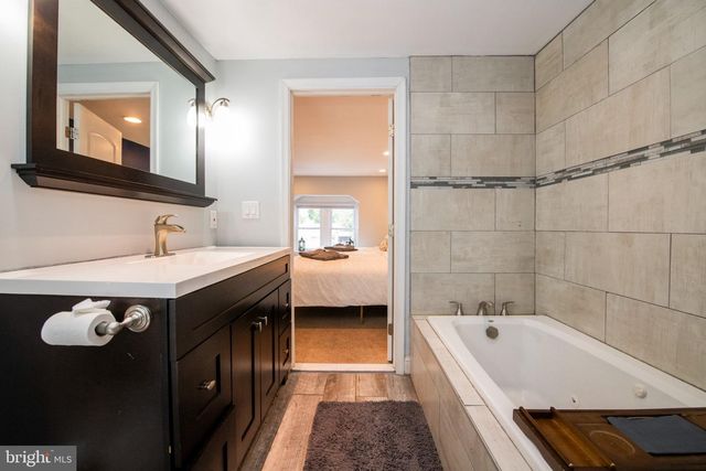 516 E HIGH ST, Philadelphia, PA 19144