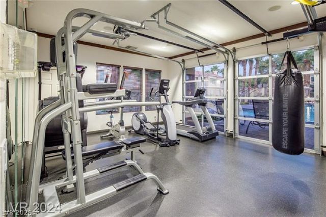 251 South Green Valley Parkway 5821, Henderson, NV 89012