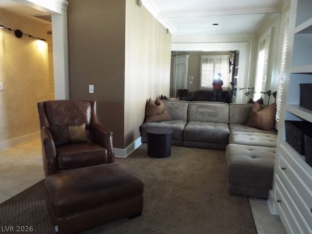 251 South Green Valley Parkway 5821, Henderson, NV 89012